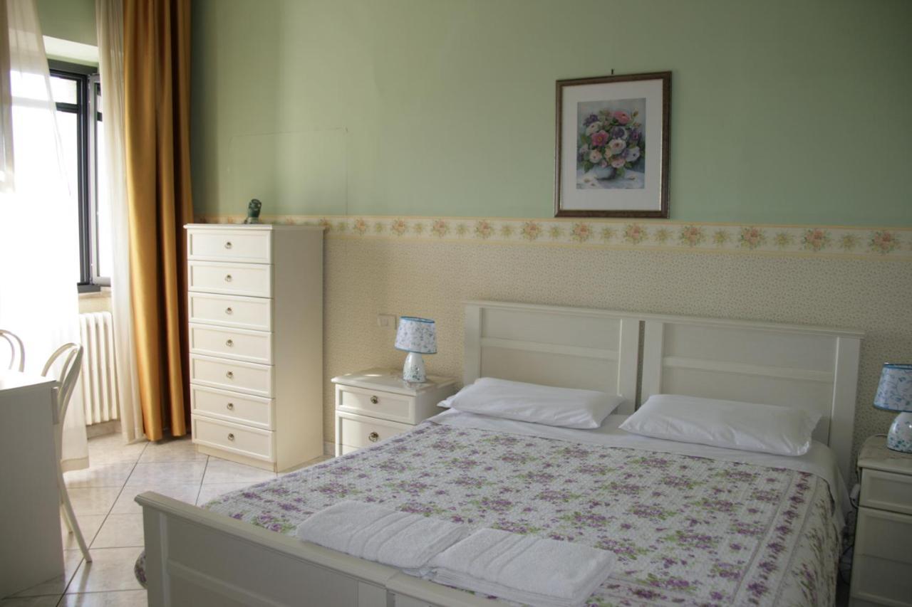 Hotel La Villa Ceccano Екстер'єр фото