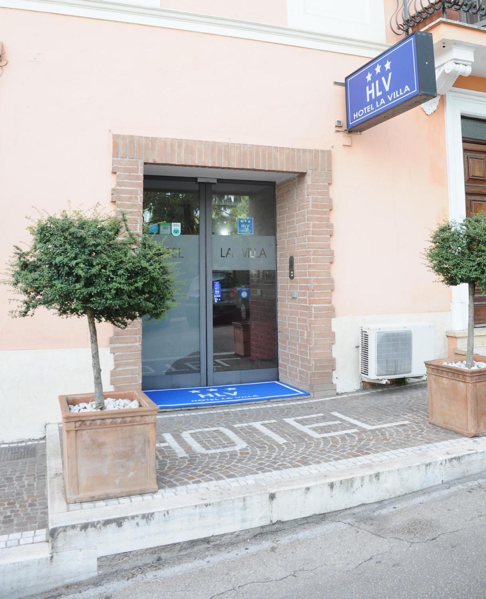 Hotel La Villa Ceccano Екстер'єр фото
