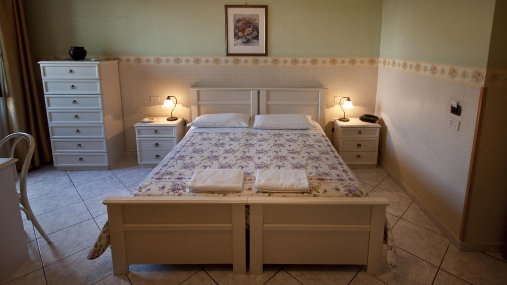Hotel La Villa Ceccano Номер фото
