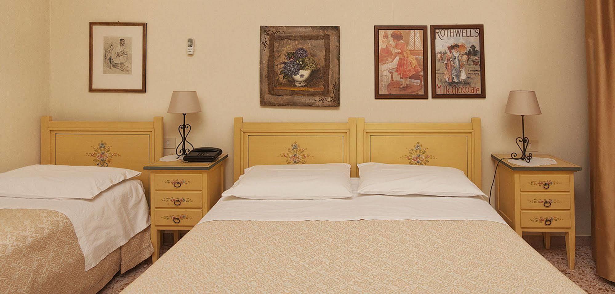 Hotel La Villa Ceccano Екстер'єр фото